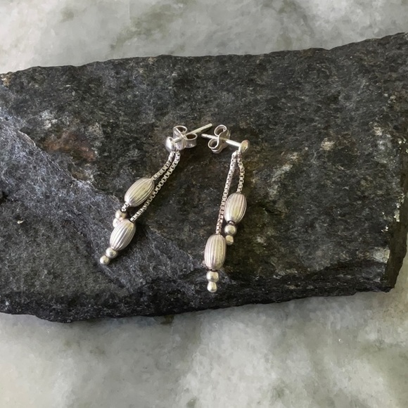 Sterling silver dangle drop earrings - Picture 1 of 4